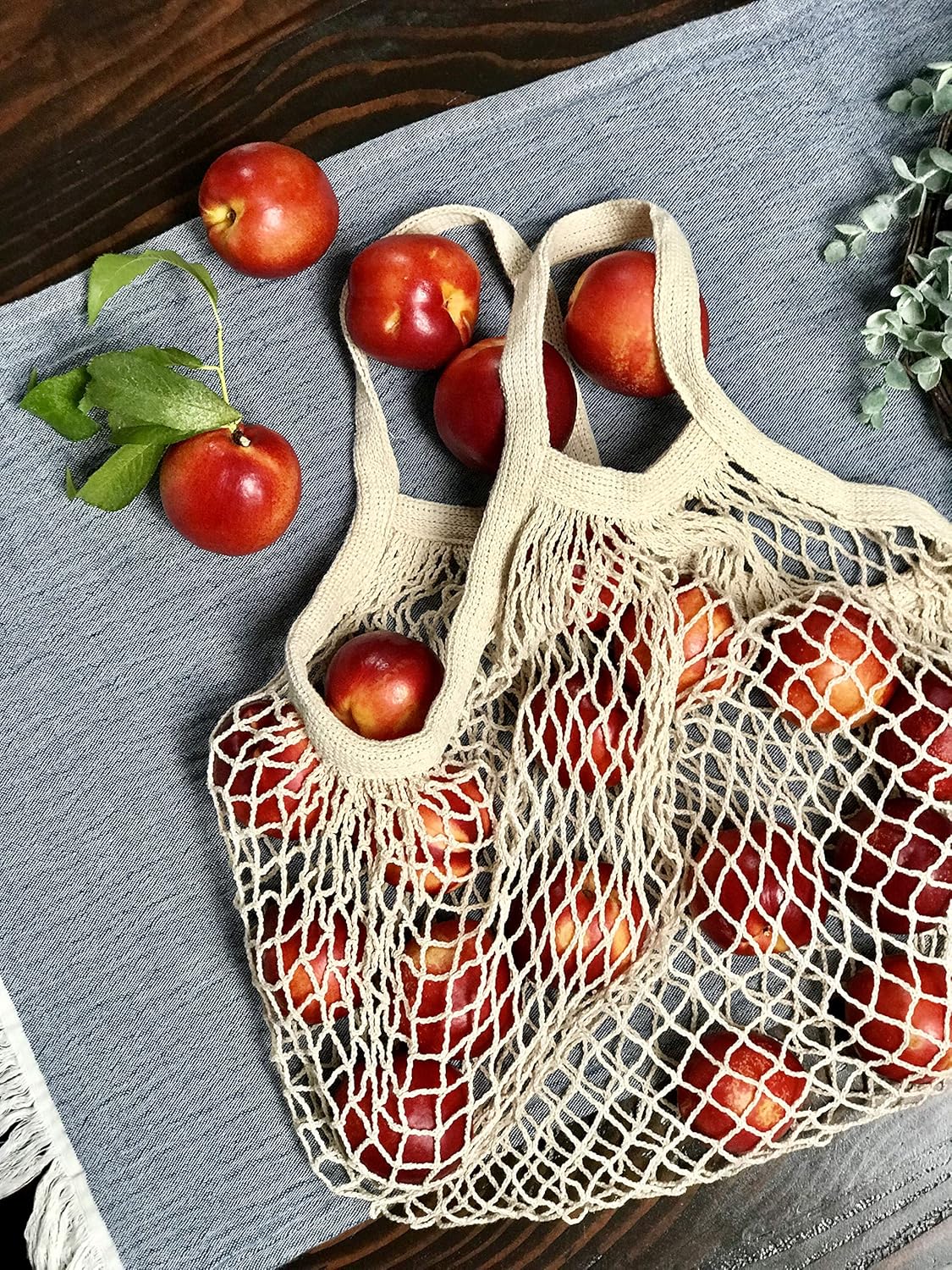 4-Pack Reusable Beeswax Wraps with Produce Bag & 2 Beeswax Bars