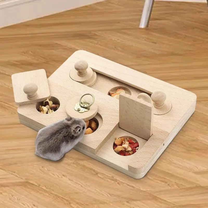 Wooden Foraging Puzzle Feeder – Interactive Toy for Small Pets
