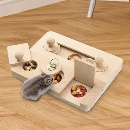 Wooden Foraging Puzzle Feeder – Interactive Toy for Small Pets